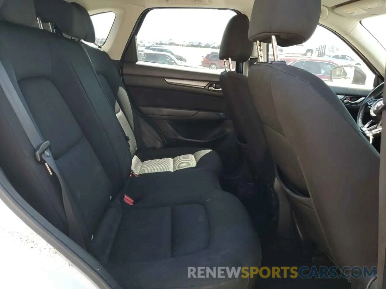 11 fotografías del automóvil dañado JM3KFABM6L0728740 MAZDA CX-5 2020