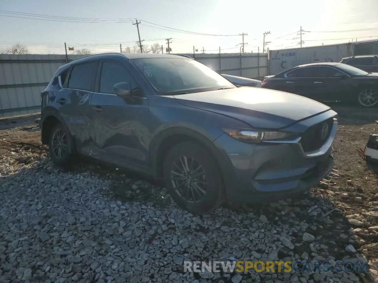 4 fotografías del automóvil dañado JM3KFABM7L0754313 MAZDA CX-5 2020