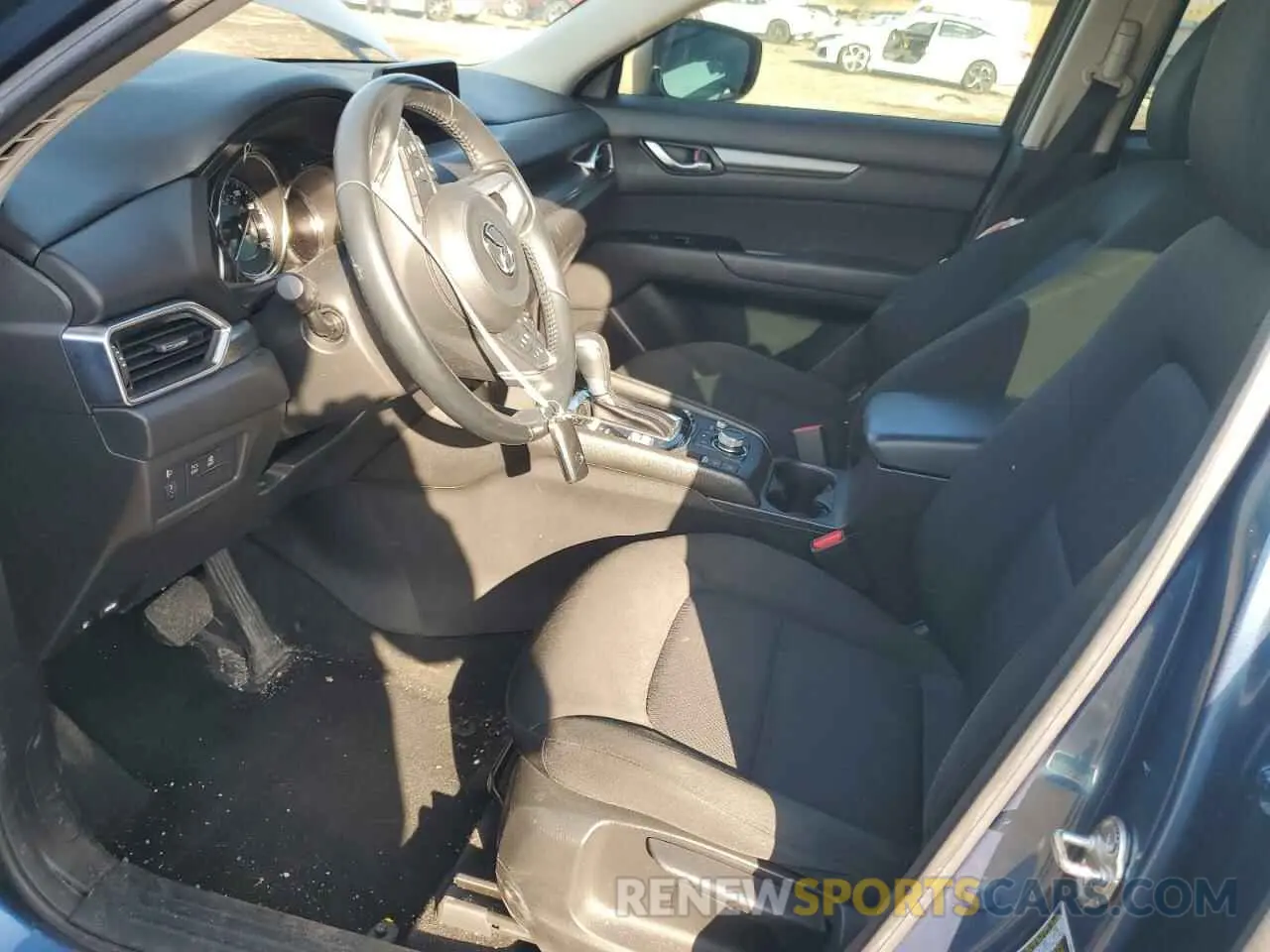 7 fotografías del automóvil dañado JM3KFABM7L0754313 MAZDA CX-5 2020