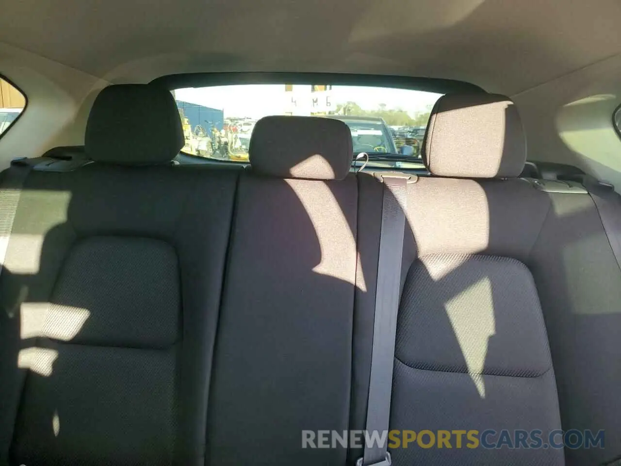 10 fotografías del automóvil dañado JM3KFABM9L0797650 MAZDA CX-5 2020