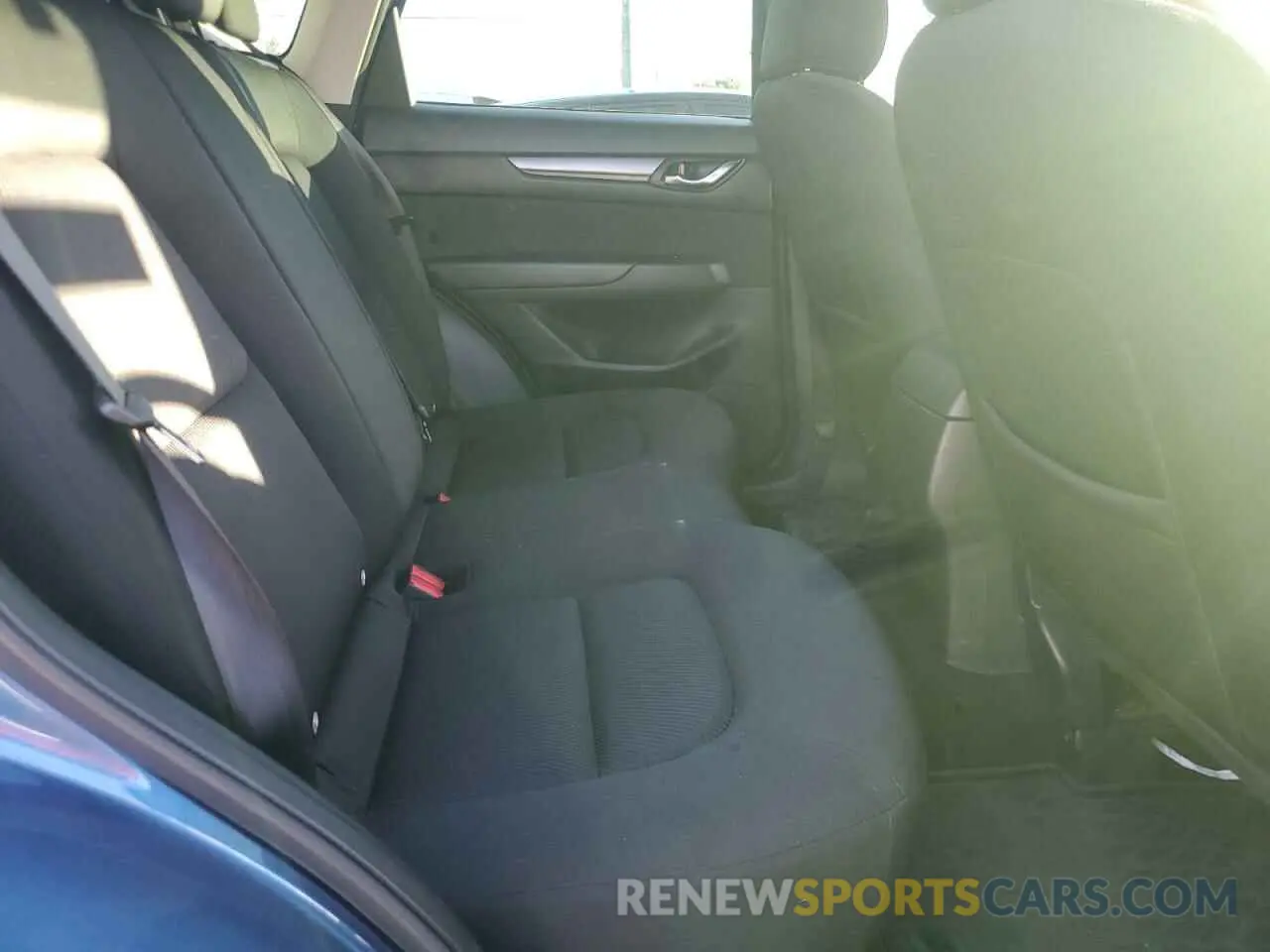 11 fotografías del automóvil dañado JM3KFABM9L0797650 MAZDA CX-5 2020