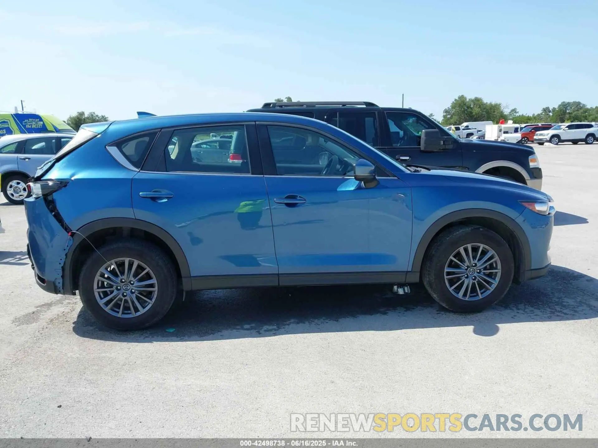 14 fotografías del automóvil dañado JM3KFABMXL0818991 MAZDA CX-5 2020