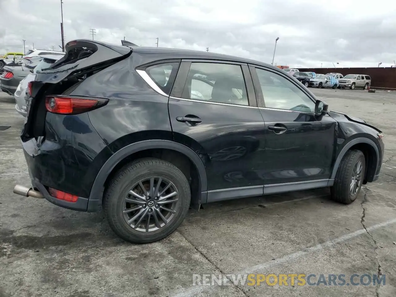 3 fotografías del automóvil dañado JM3KFABMXL0866166 MAZDA CX-5 2020