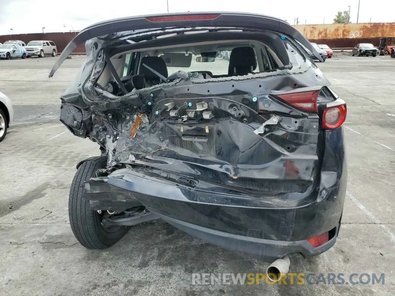 6 fotografías del automóvil dañado JM3KFABMXL0866166 MAZDA CX-5 2020