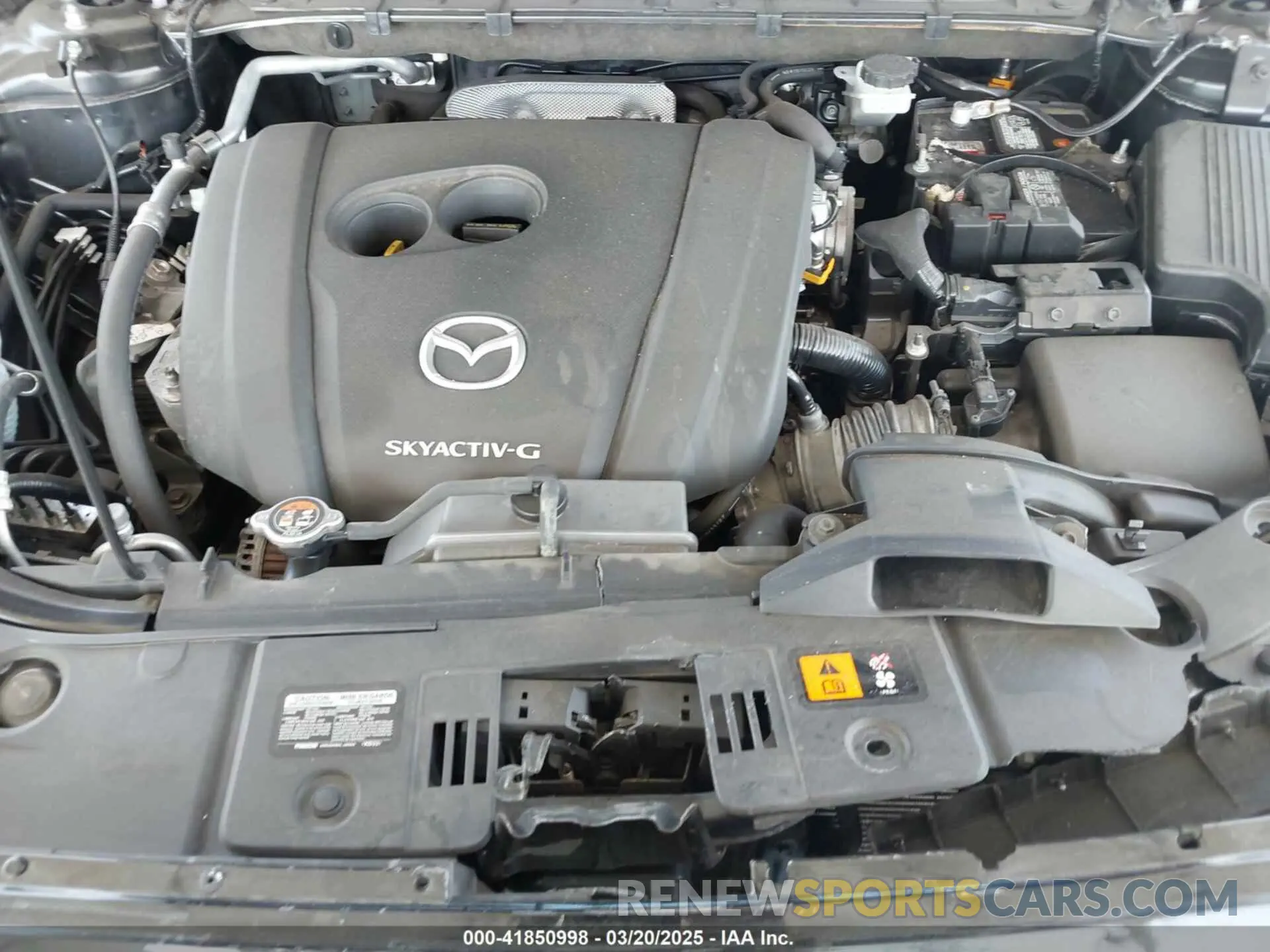 10 fotografías del automóvil dañado JM3KFACM0L0804998 MAZDA CX-5 2020
