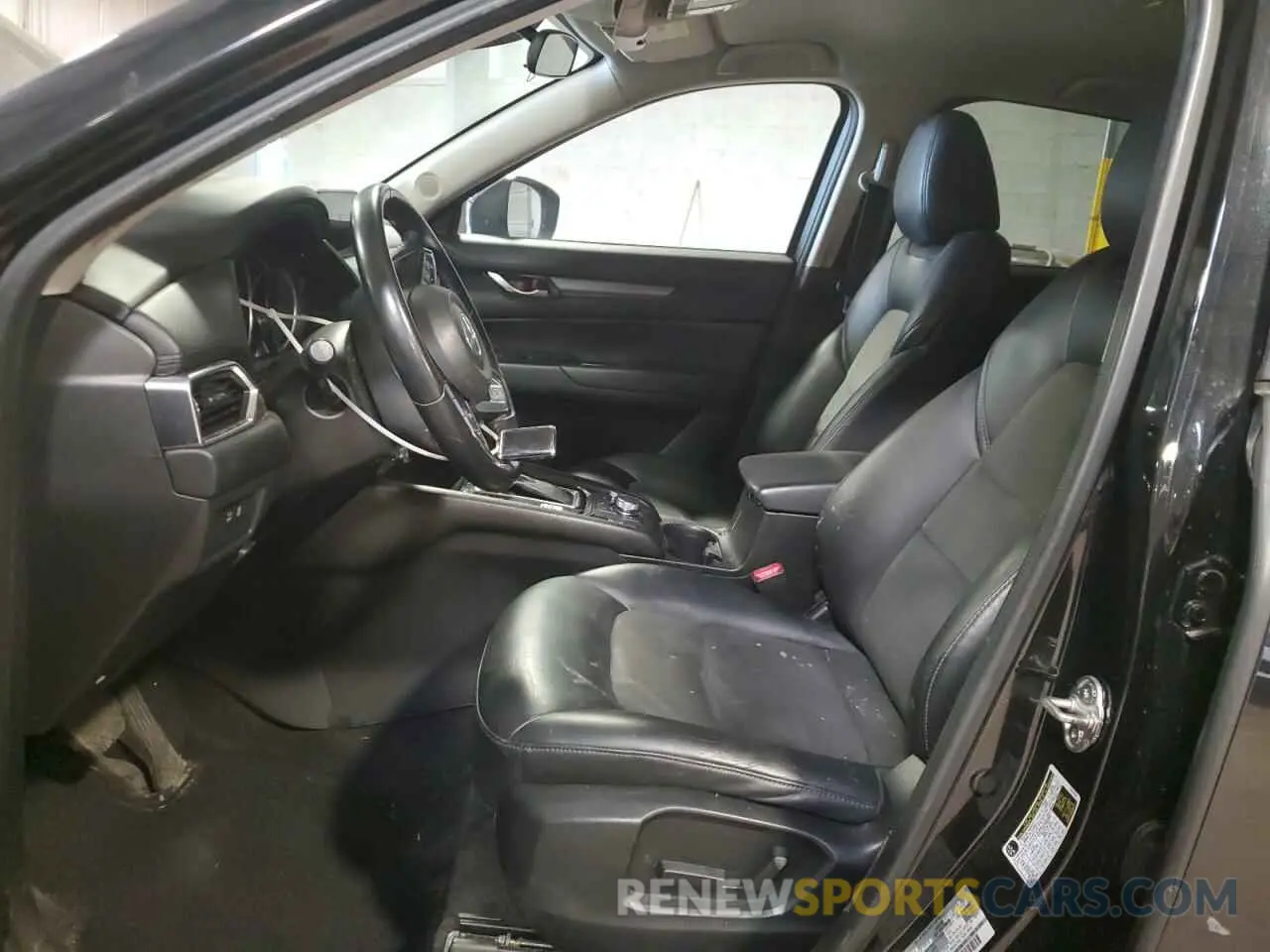 7 fotografías del automóvil dañado JM3KFACM1L0768402 MAZDA CX-5 2020