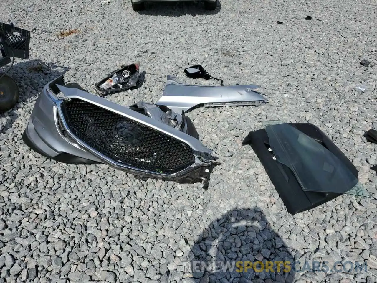 12 fotografías del automóvil dañado JM3KFACM1L0827934 MAZDA CX-5 2020
