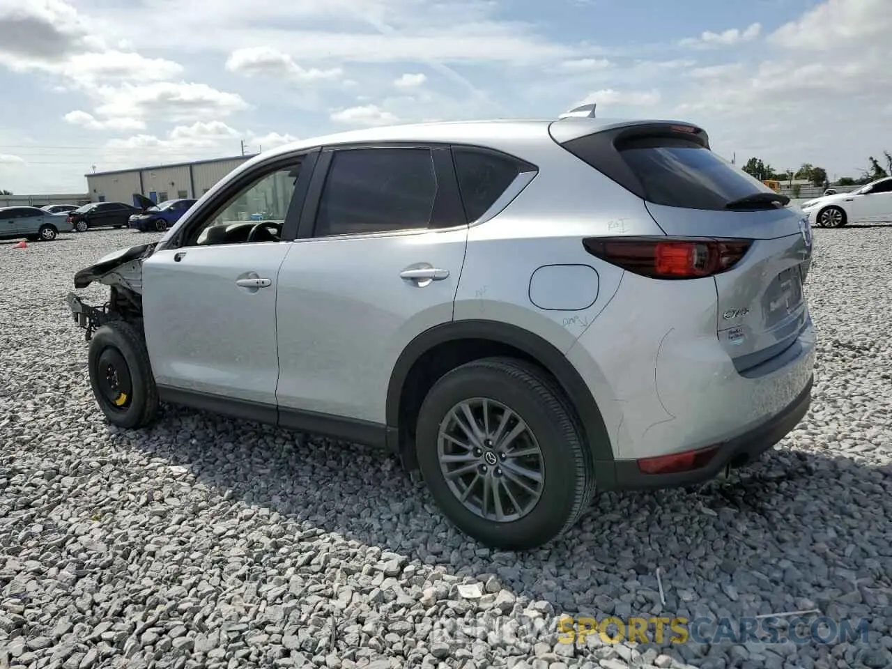 2 fotografías del automóvil dañado JM3KFACM1L0827934 MAZDA CX-5 2020