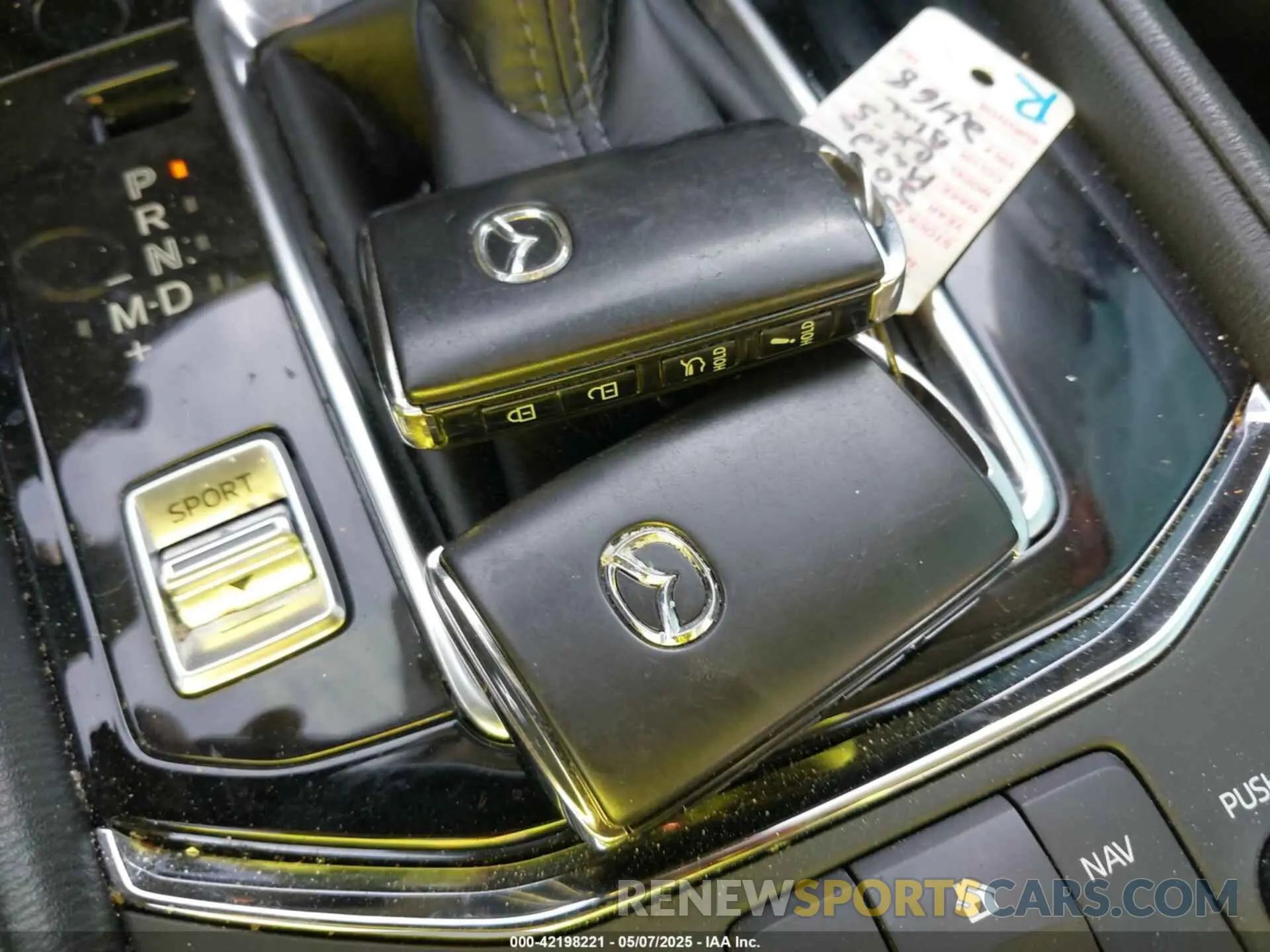 11 fotografías del automóvil dañado JM3KFACM1L0832468 MAZDA CX-5 2020