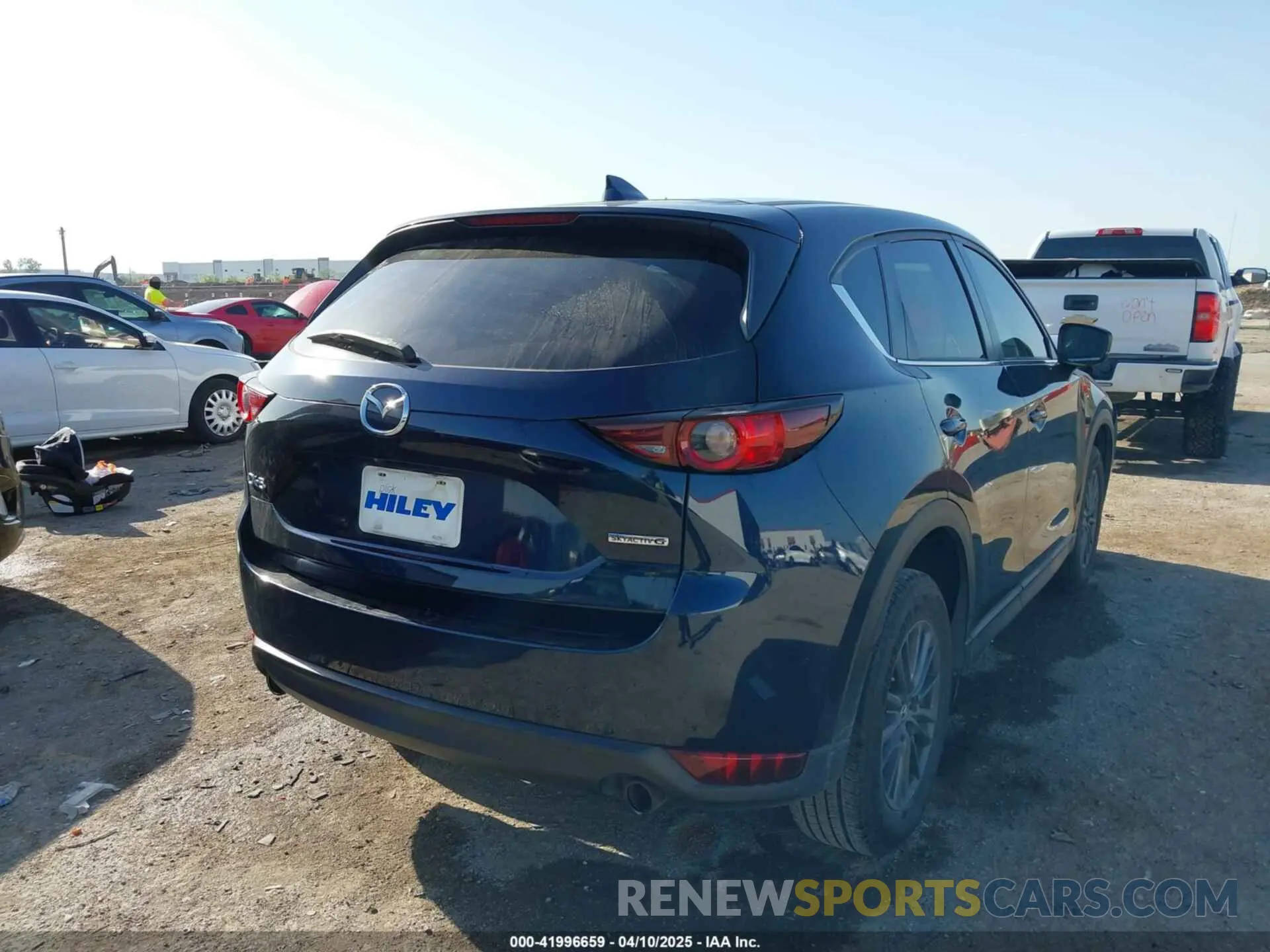4 fotografías del automóvil dañado JM3KFACM2L0746327 MAZDA CX-5 2020
