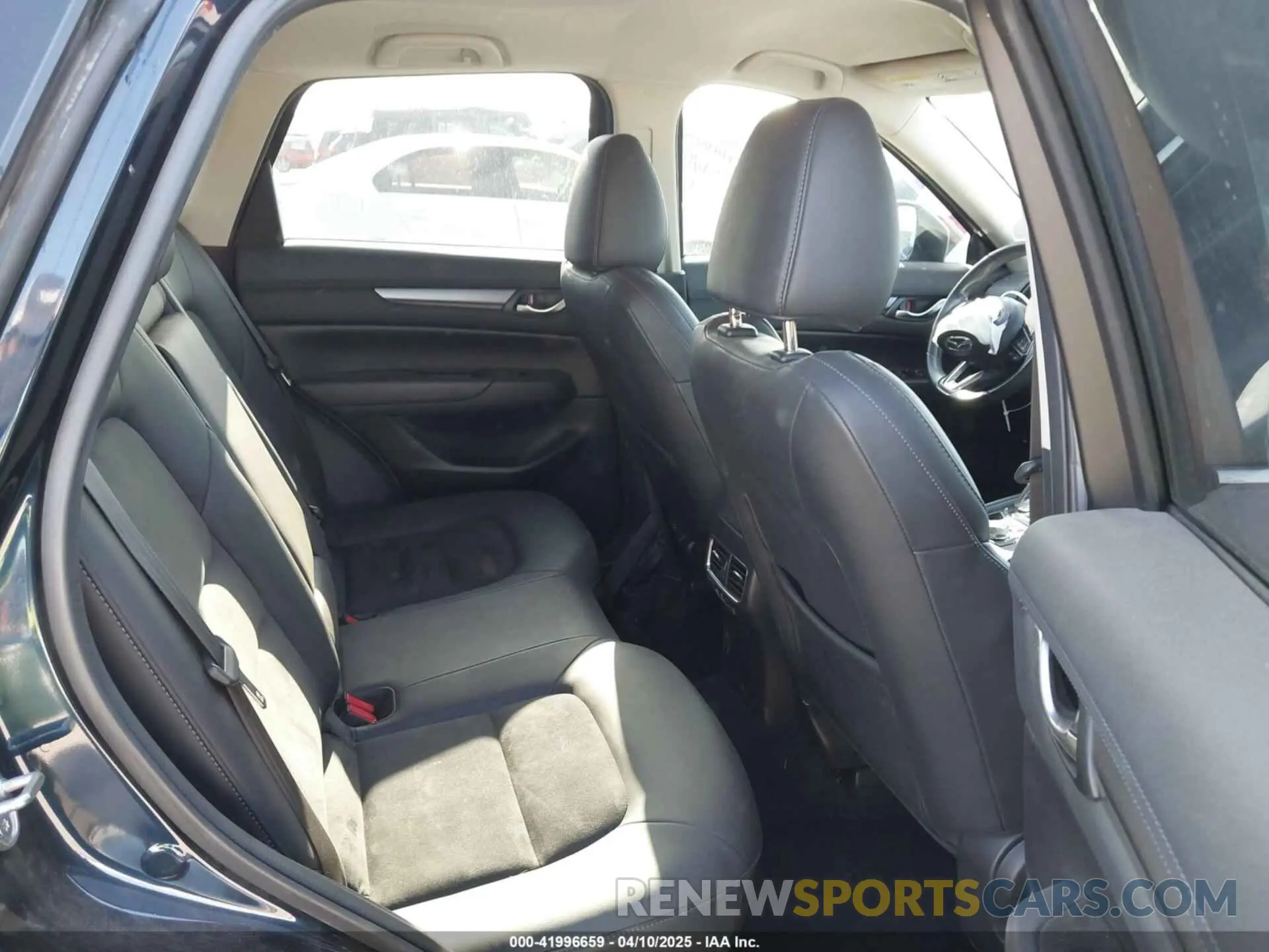8 fotografías del automóvil dañado JM3KFACM2L0746327 MAZDA CX-5 2020