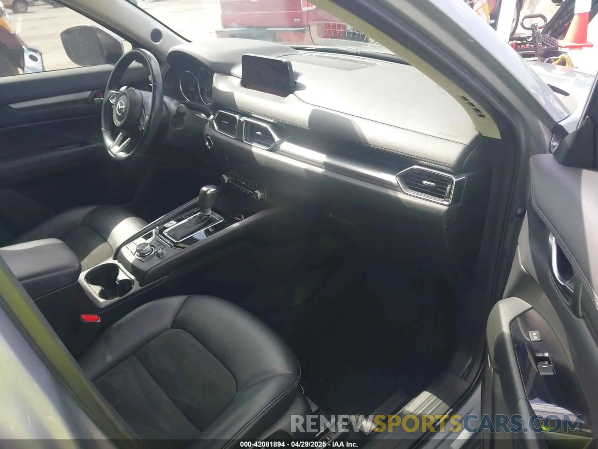 5 fotografías del automóvil dañado JM3KFACM2L1782061 MAZDA CX-5 2020