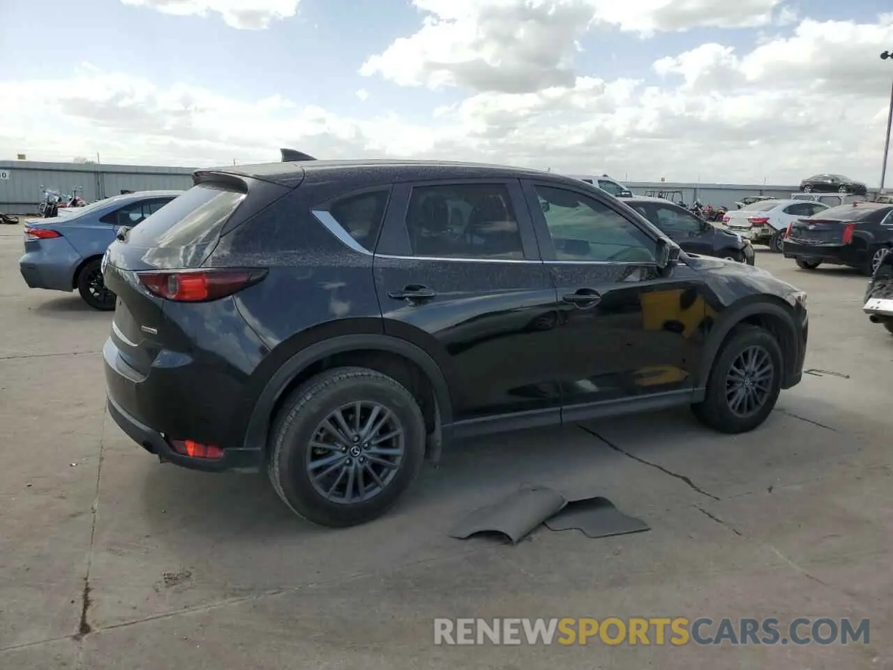 3 fotografías del automóvil dañado JM3KFACM3L0833007 MAZDA CX-5 2020