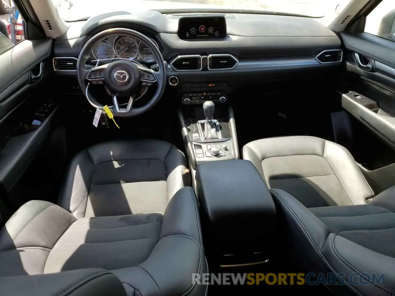 8 fotografías del automóvil dañado JM3KFACM3L0849787 MAZDA CX-5 2020