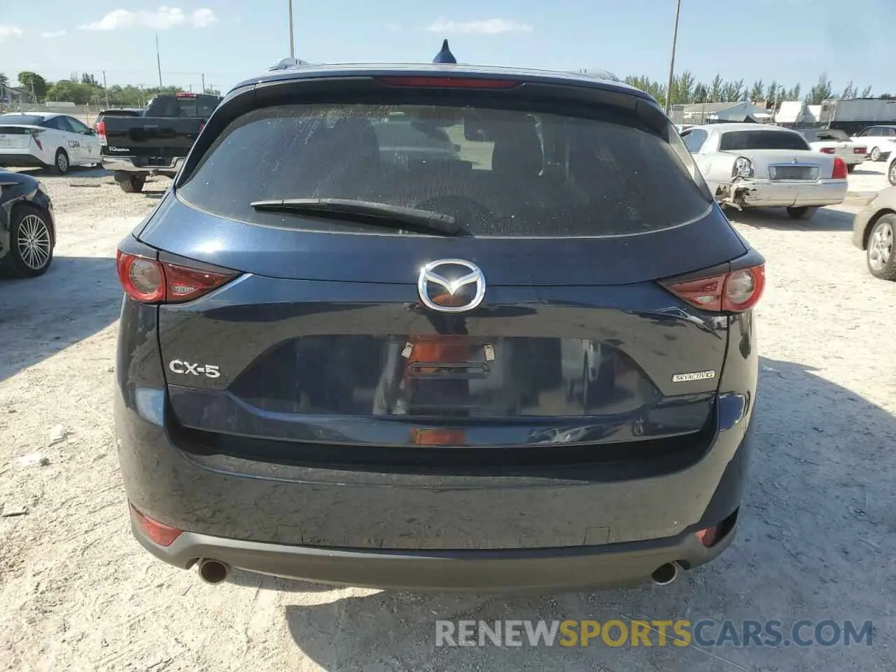 6 fotografías del automóvil dañado JM3KFACM3L0849952 MAZDA CX-5 2020