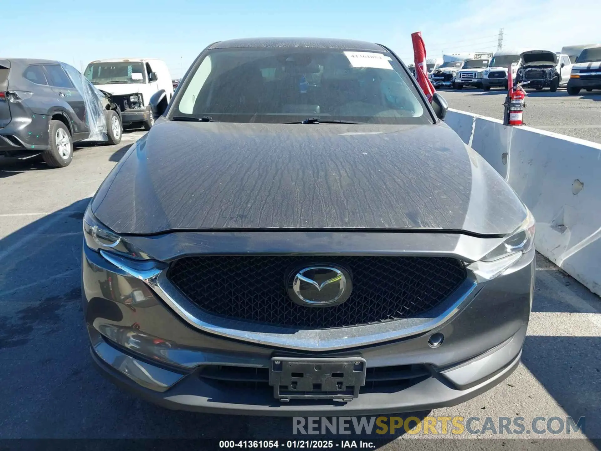 11 fotografías del automóvil dañado JM3KFACM4L0743820 MAZDA CX-5 2020