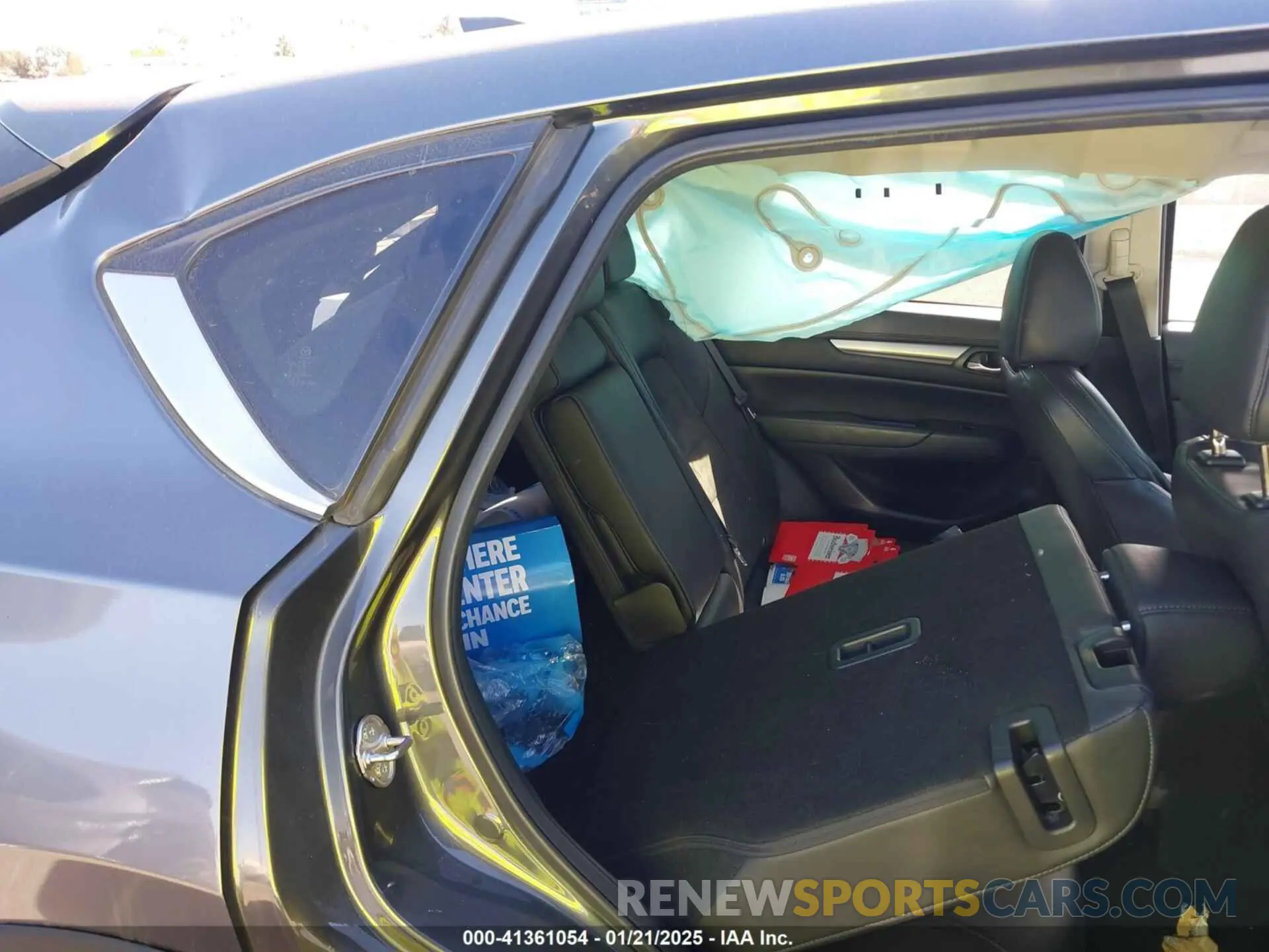 8 fotografías del automóvil dañado JM3KFACM4L0743820 MAZDA CX-5 2020
