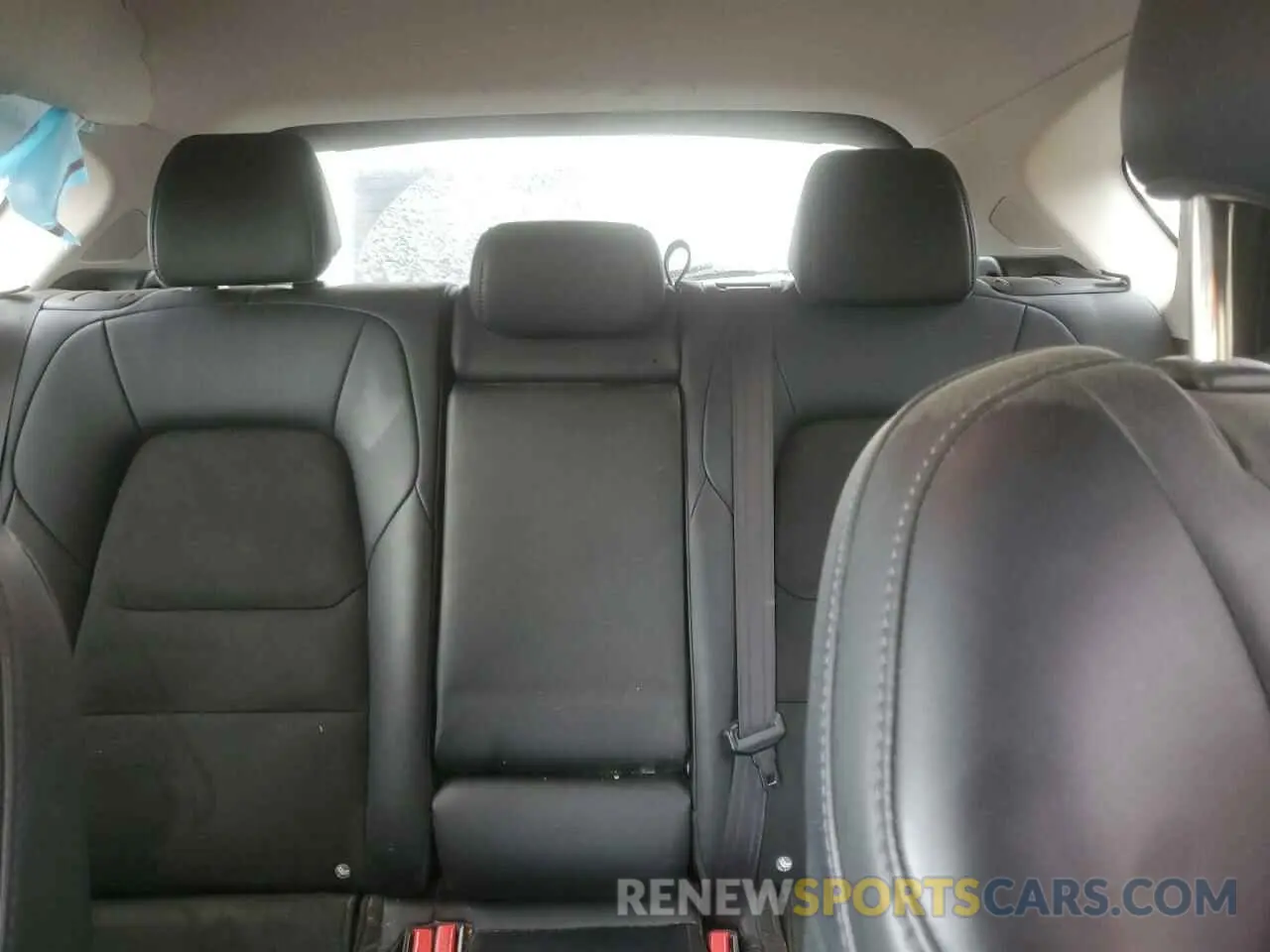 10 fotografías del automóvil dañado JM3KFACM4L0835493 MAZDA CX-5 2020