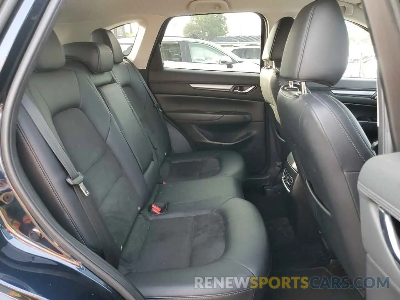 11 fotografías del automóvil dañado JM3KFACM4L0860328 MAZDA CX-5 2020