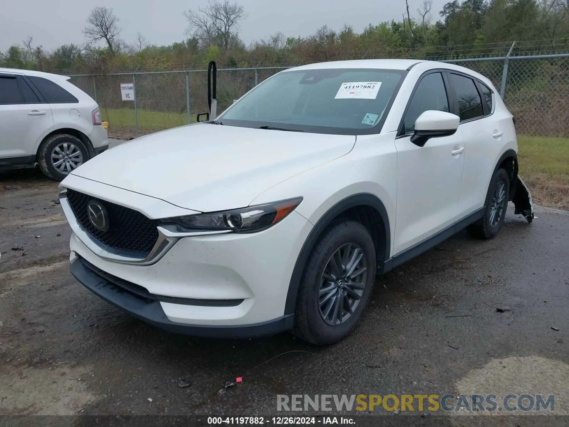 2 fotografías del automóvil dañado JM3KFACM6L0753698 MAZDA CX-5 2020
