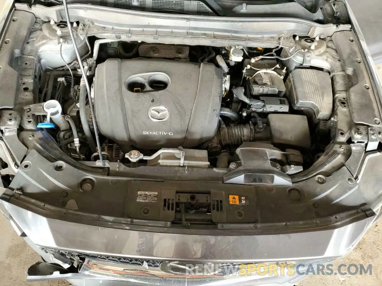 11 fotografías del automóvil dañado JM3KFACM6L0804410 MAZDA CX-5 2020