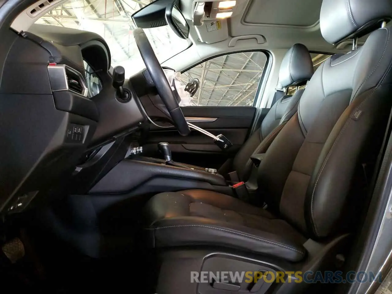 7 fotografías del automóvil dañado JM3KFACM6L0804410 MAZDA CX-5 2020