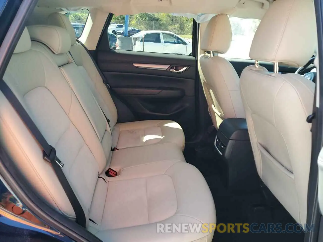 11 fotografías del automóvil dañado JM3KFACM6L0822146 MAZDA CX-5 2020