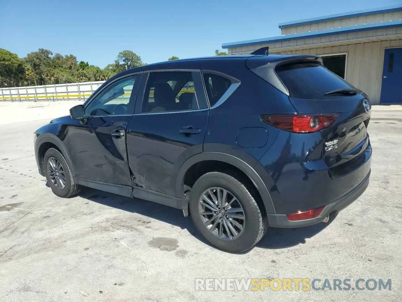 2 fotografías del automóvil dañado JM3KFACM6L0822146 MAZDA CX-5 2020