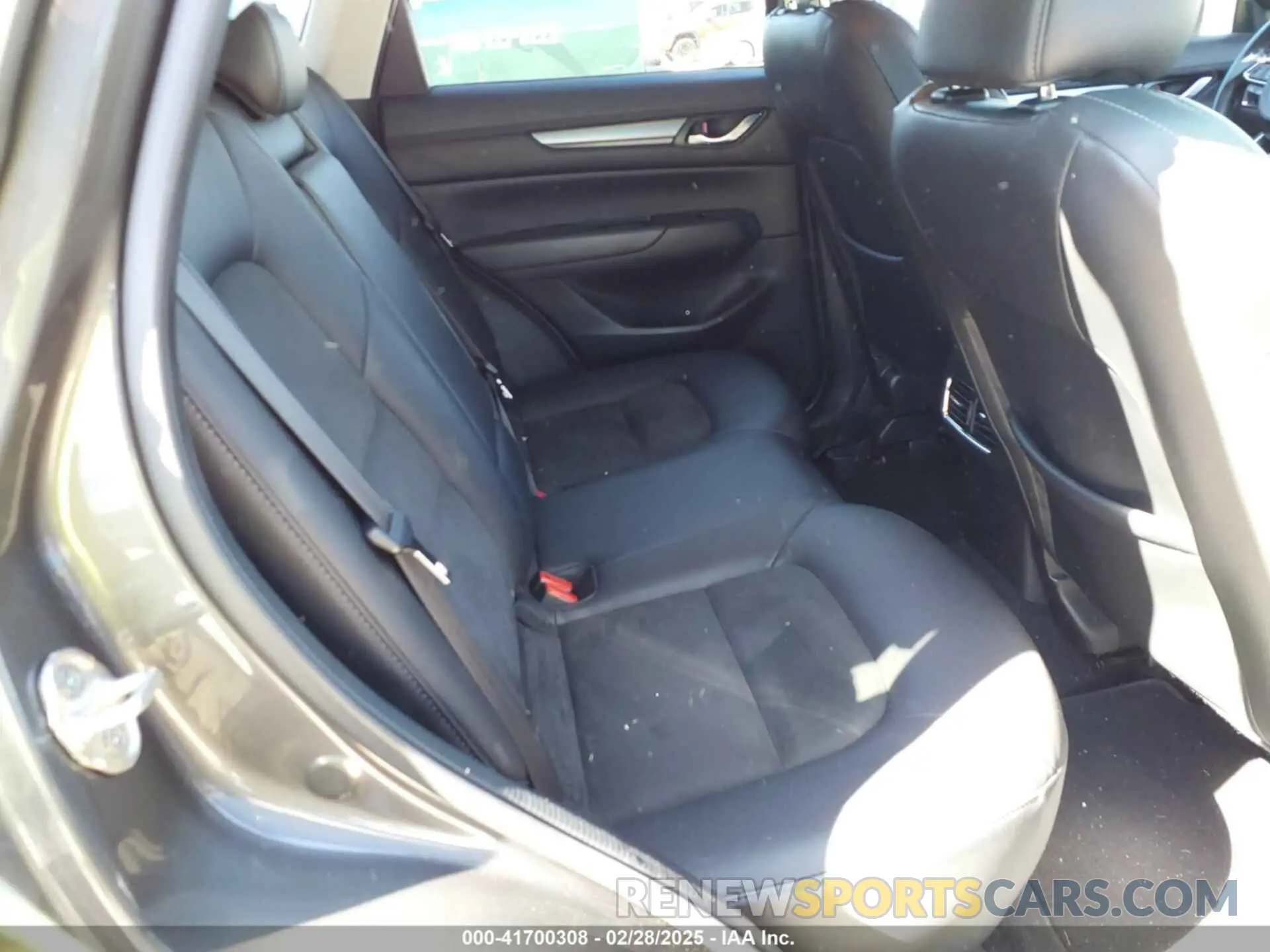 8 fotografías del automóvil dañado JM3KFACM6L1805549 MAZDA CX-5 2020