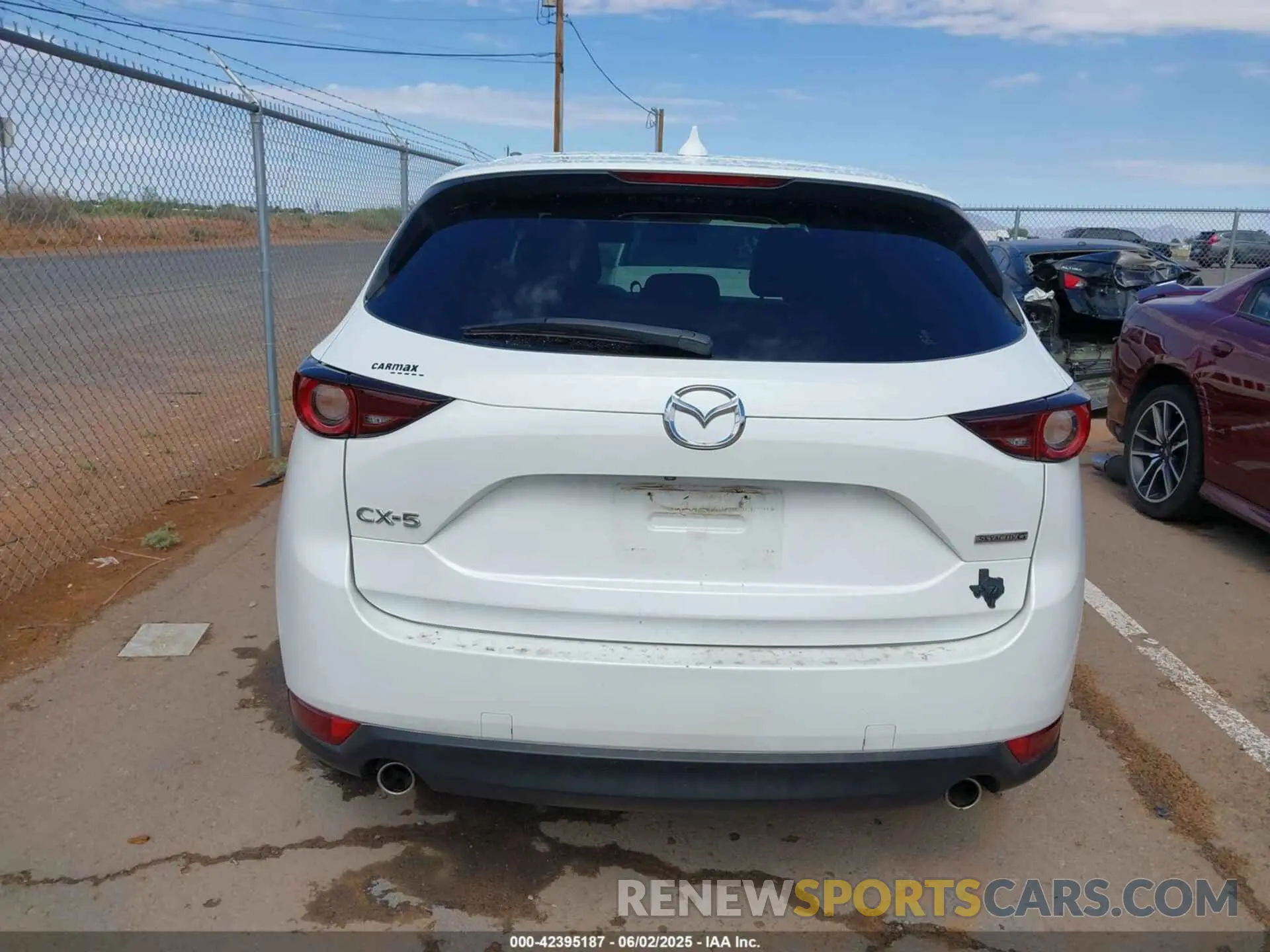 16 fotografías del automóvil dañado JM3KFACM7L0741303 MAZDA CX-5 2020