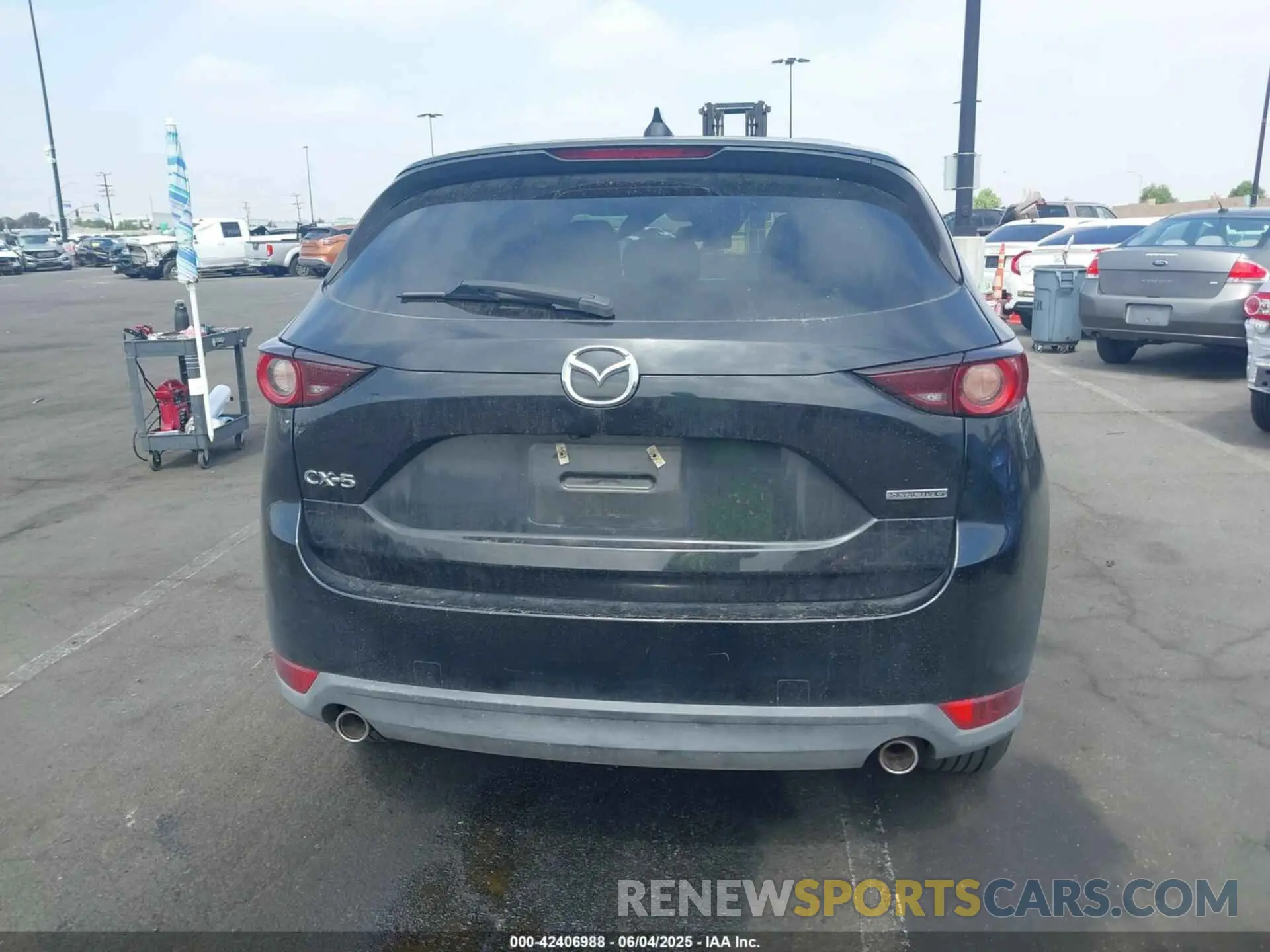 16 fotografías del automóvil dañado JM3KFACM8L0738927 MAZDA CX-5 2020