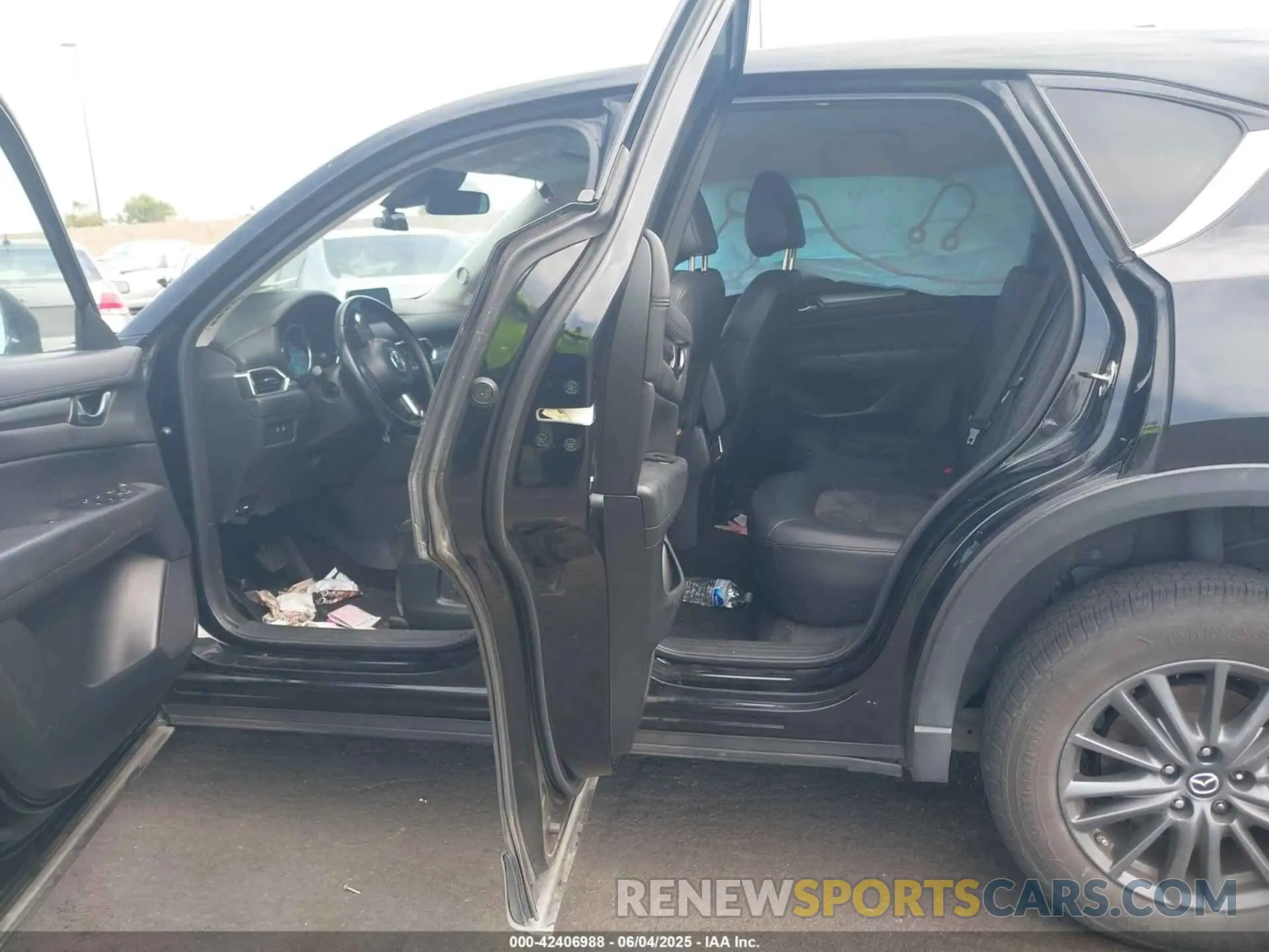 8 fotografías del automóvil dañado JM3KFACM8L0738927 MAZDA CX-5 2020