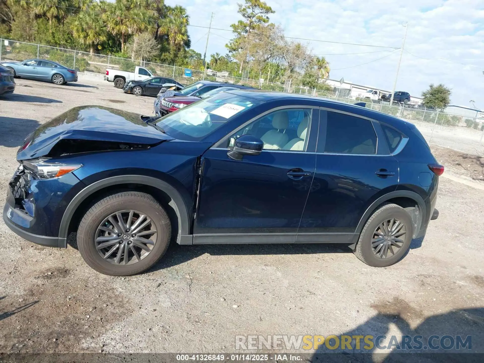 14 fotografías del automóvil dañado JM3KFACM9L0728519 MAZDA CX-5 2020