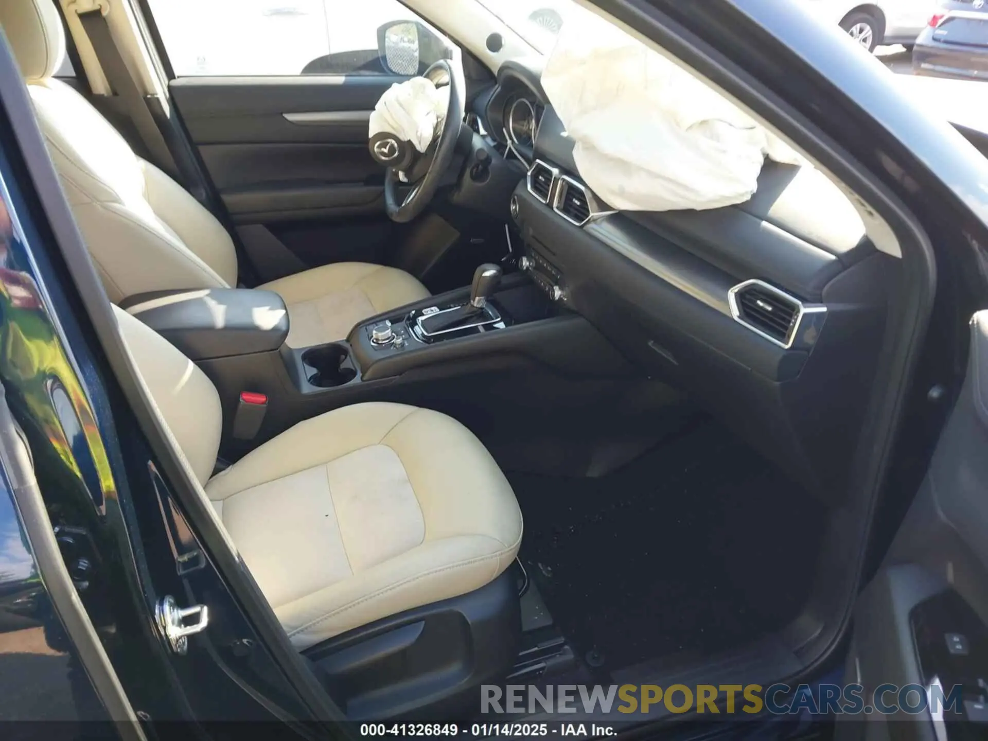 5 fotografías del automóvil dañado JM3KFACM9L0728519 MAZDA CX-5 2020