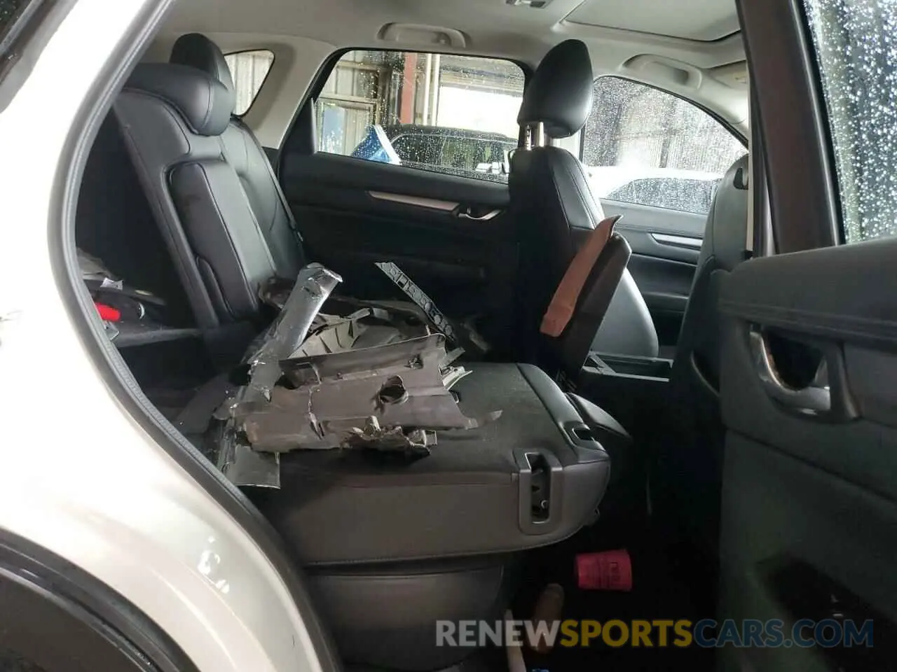 10 fotografías del automóvil dañado JM3KFACM9L0756885 MAZDA CX-5 2020