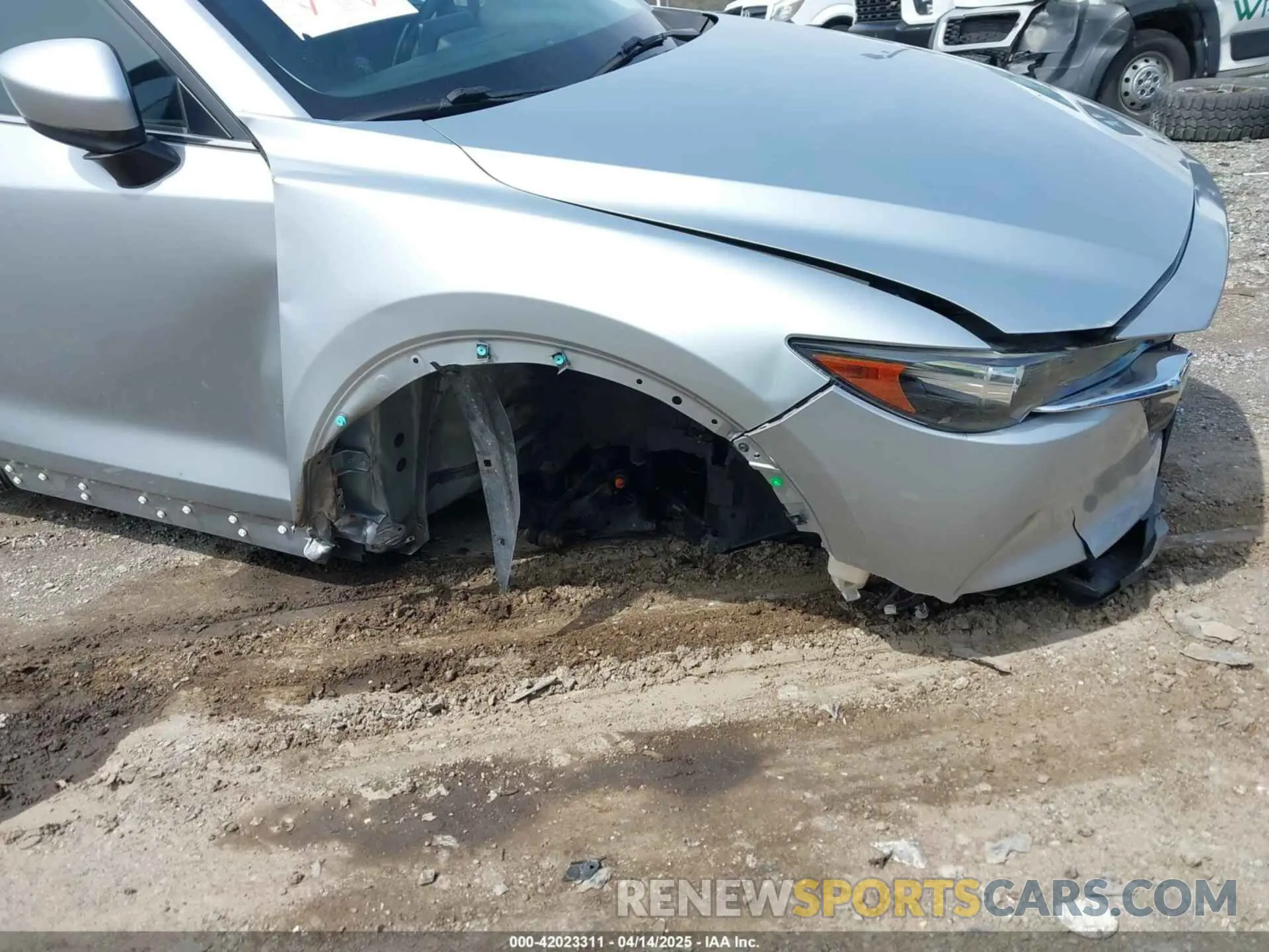 6 fotografías del automóvil dañado JM3KFACM9L0785464 MAZDA CX-5 2020