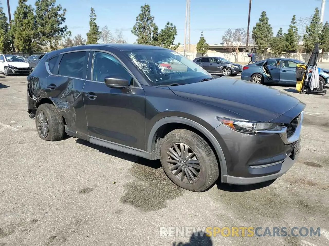4 fotografías del automóvil dañado JM3KFACM9L0815692 MAZDA CX-5 2020