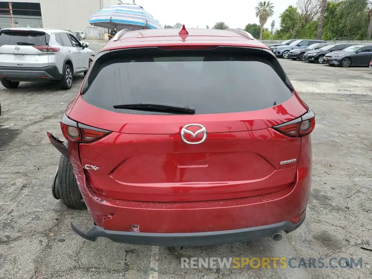 6 fotografías del automóvil dañado JM3KFADM1L1837775 MAZDA CX-5 2020