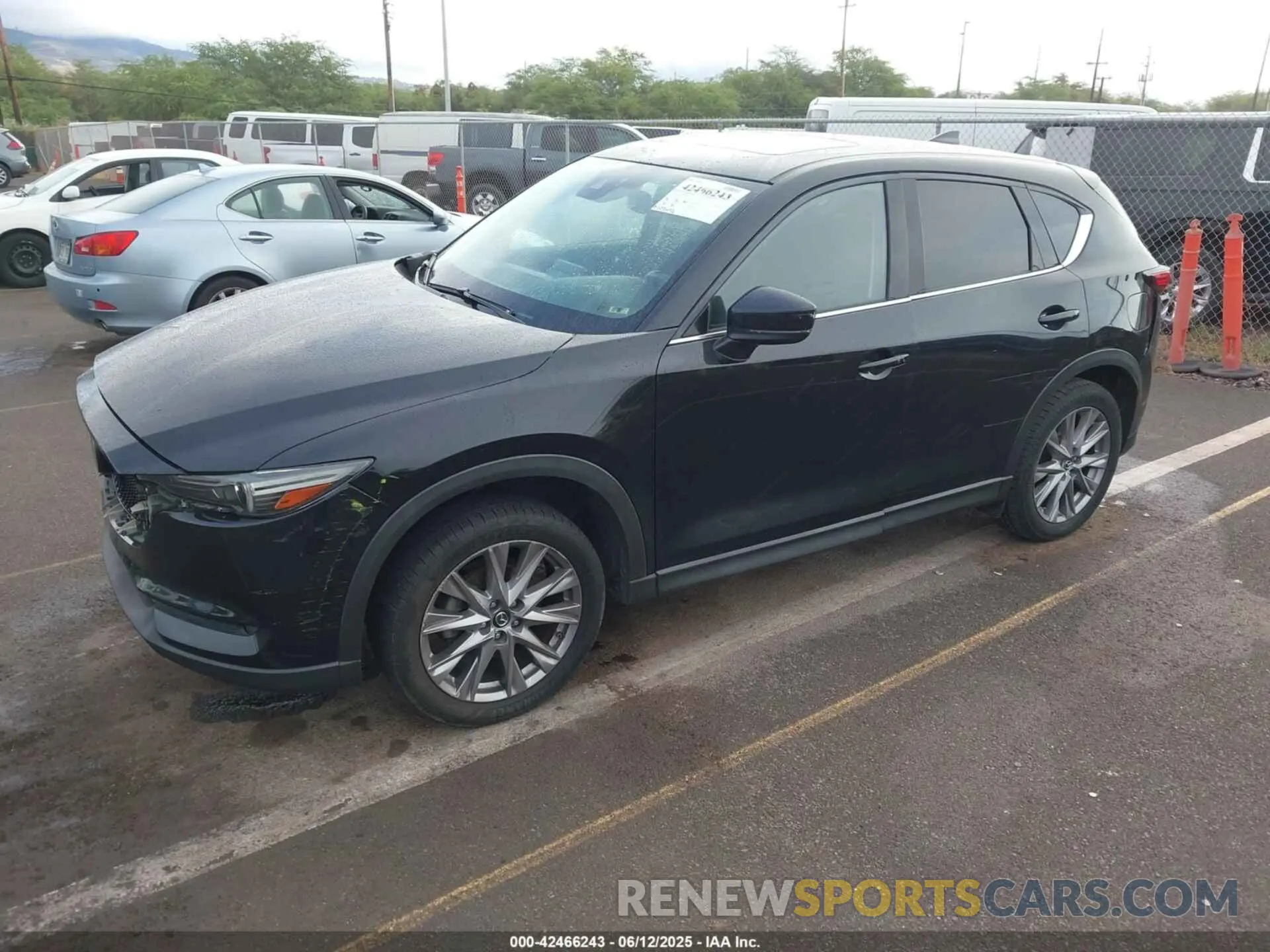 2 fotografías del automóvil dañado JM3KFADM2L0732104 MAZDA CX-5 2020