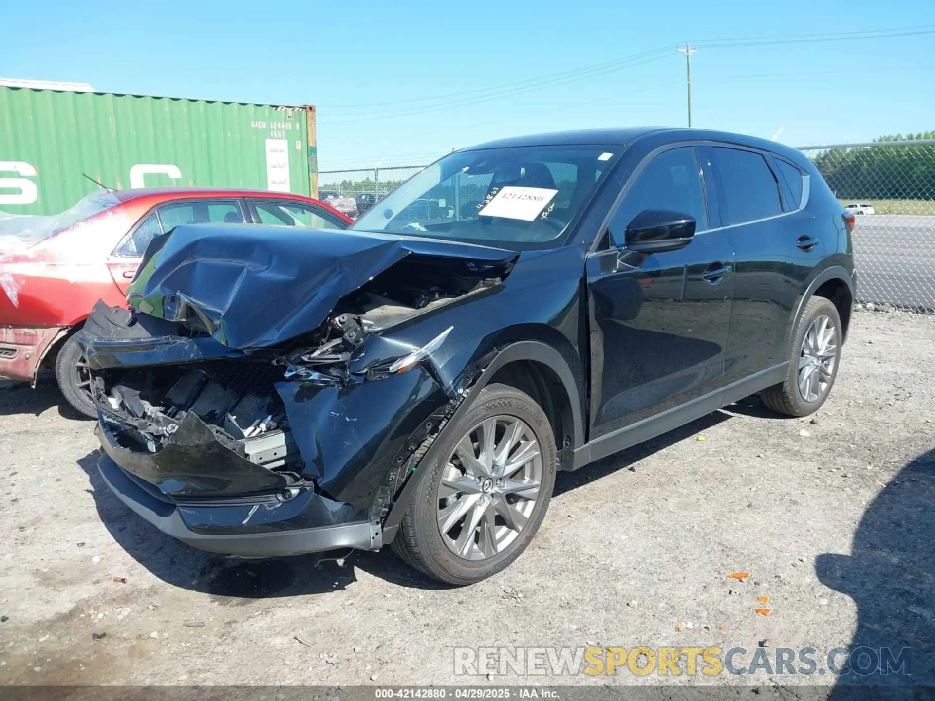 2 fotografías del automóvil dañado JM3KFADM2L0778189 MAZDA CX-5 2020