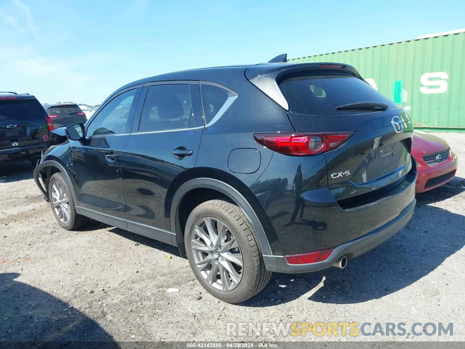 3 fotografías del automóvil dañado JM3KFADM2L0778189 MAZDA CX-5 2020