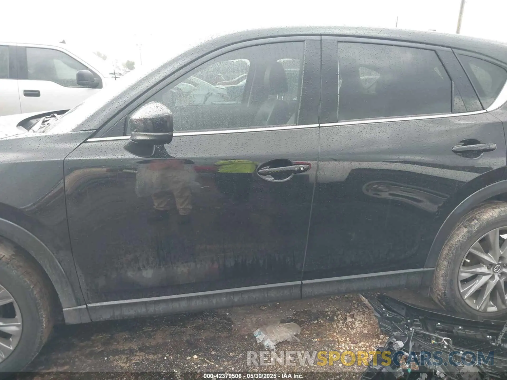 15 fotografías del automóvil dañado JM3KFADM3L0792893 MAZDA CX-5 2020
