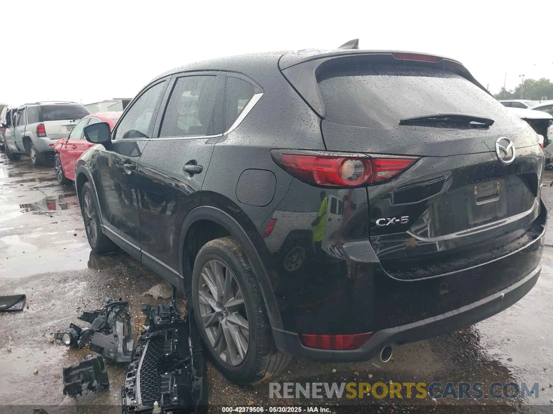 3 fotografías del automóvil dañado JM3KFADM3L0792893 MAZDA CX-5 2020