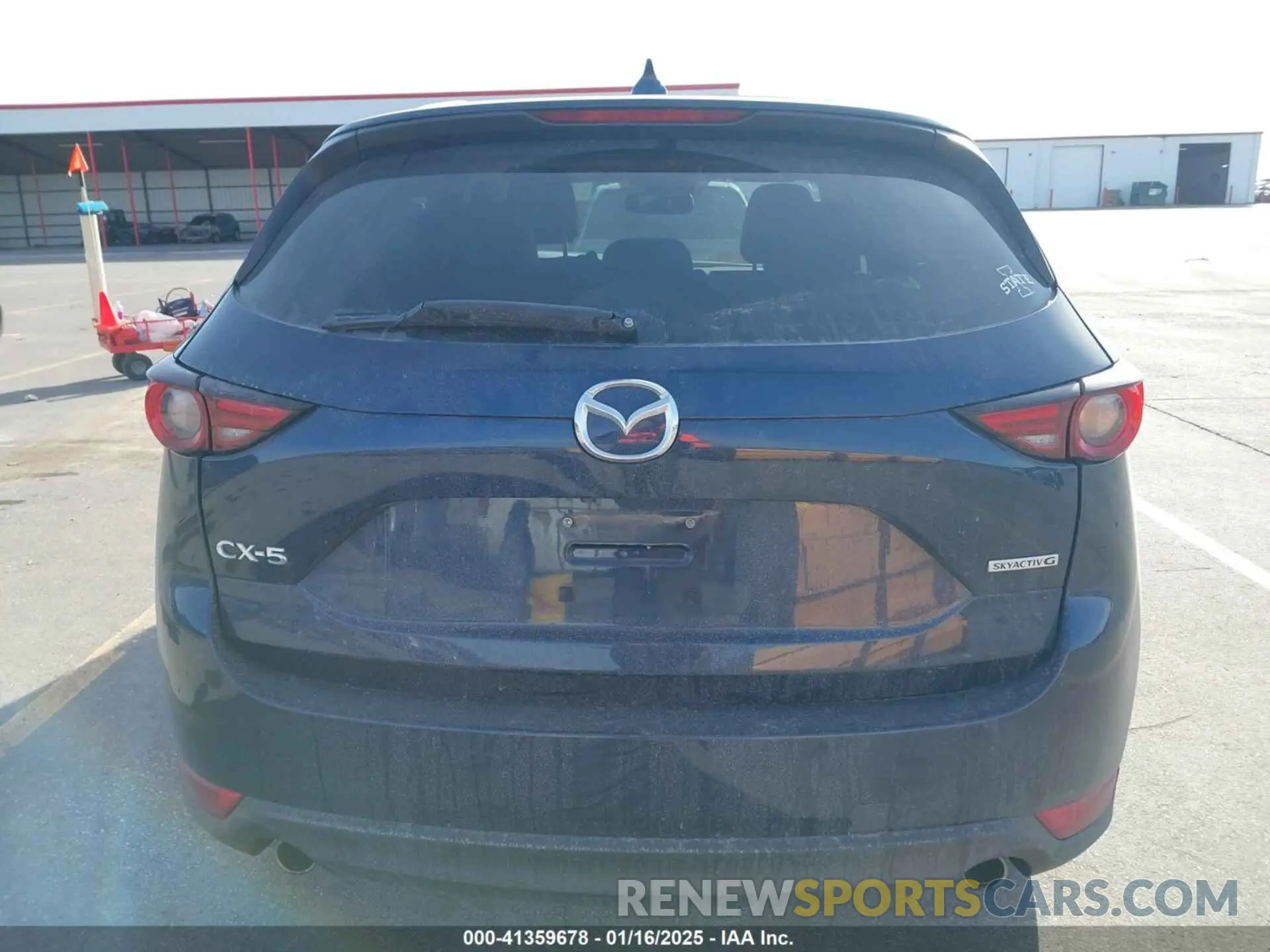 15 fotografías del automóvil dañado JM3KFADM3L0804492 MAZDA CX-5 2020