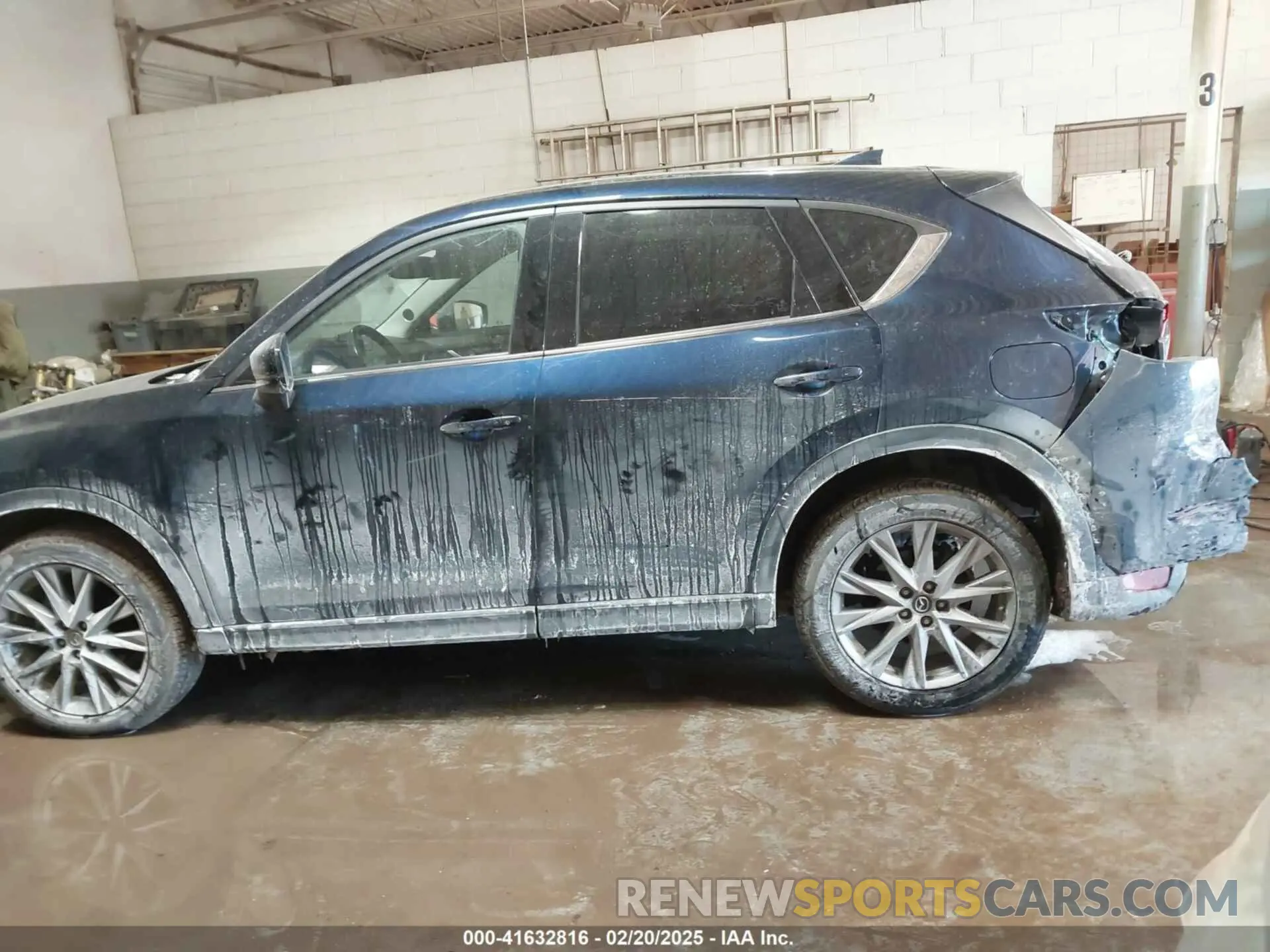 14 fotografías del automóvil dañado JM3KFADM4L0780817 MAZDA CX-5 2020