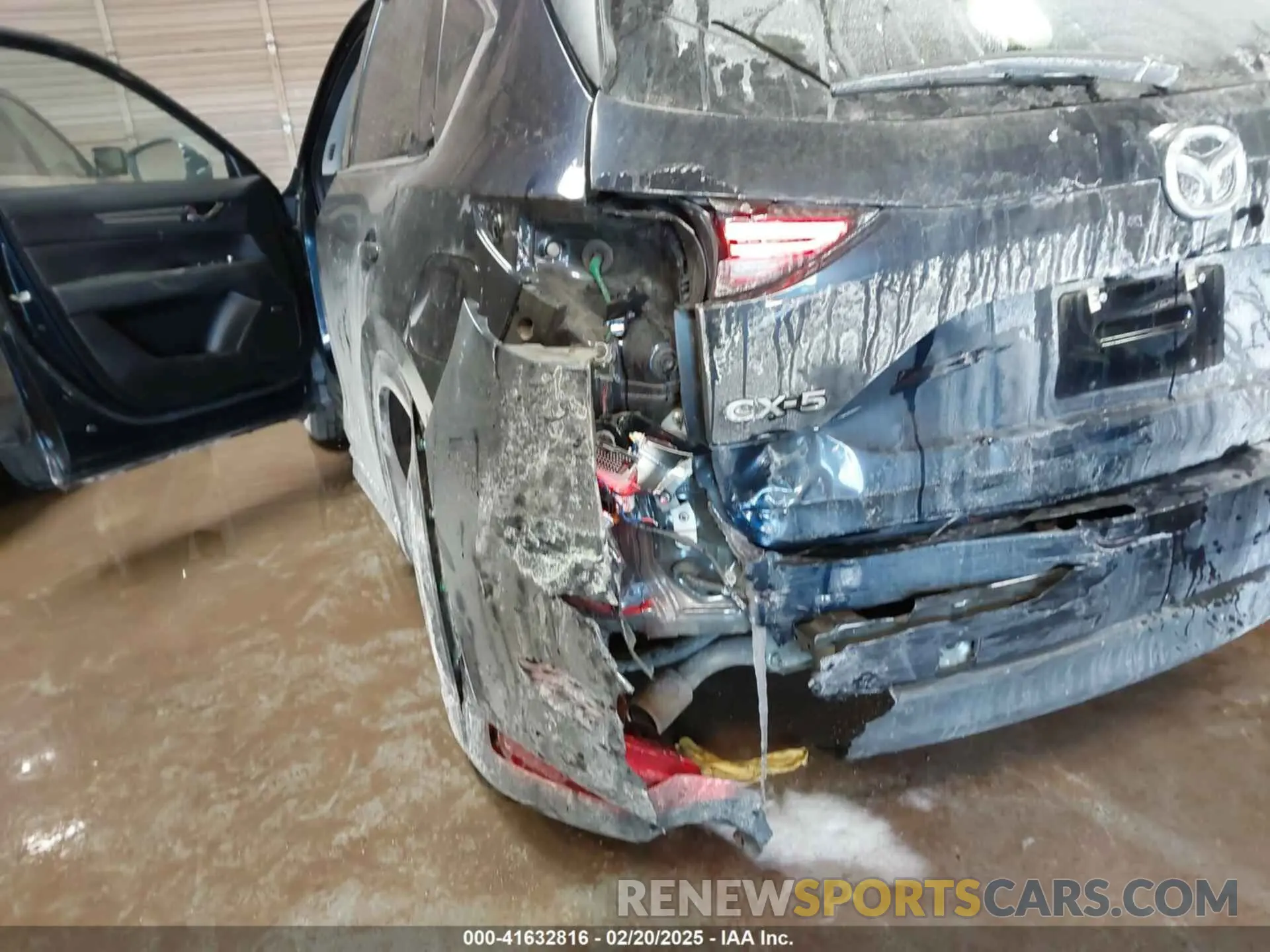 6 fotografías del automóvil dañado JM3KFADM4L0780817 MAZDA CX-5 2020