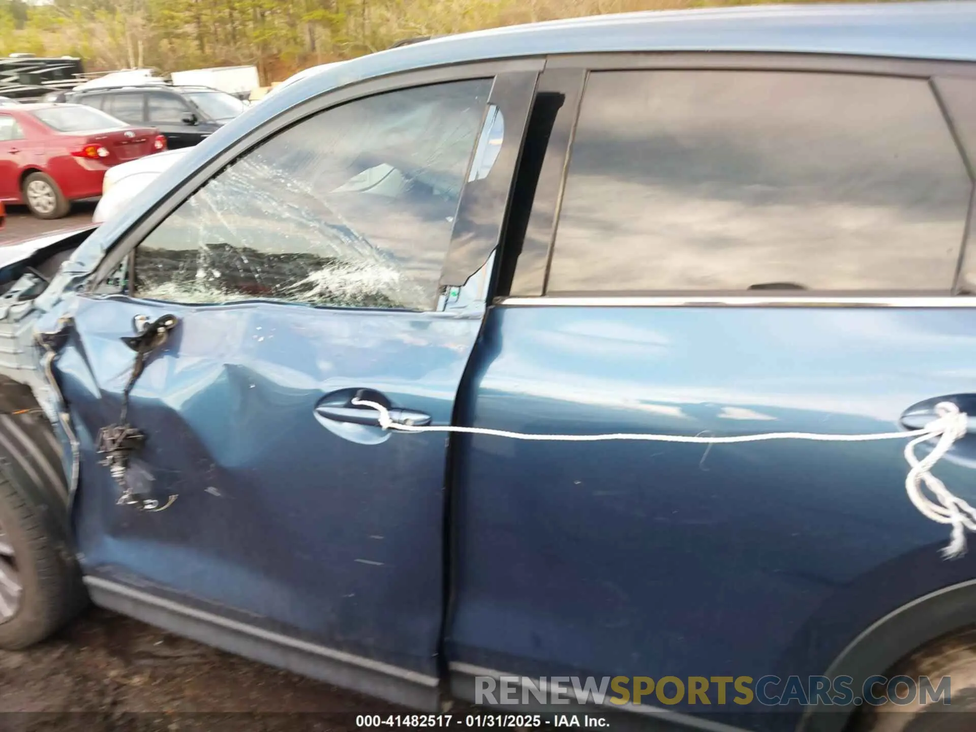 14 fotografías del automóvil dañado JM3KFADM4L0827733 MAZDA CX-5 2020