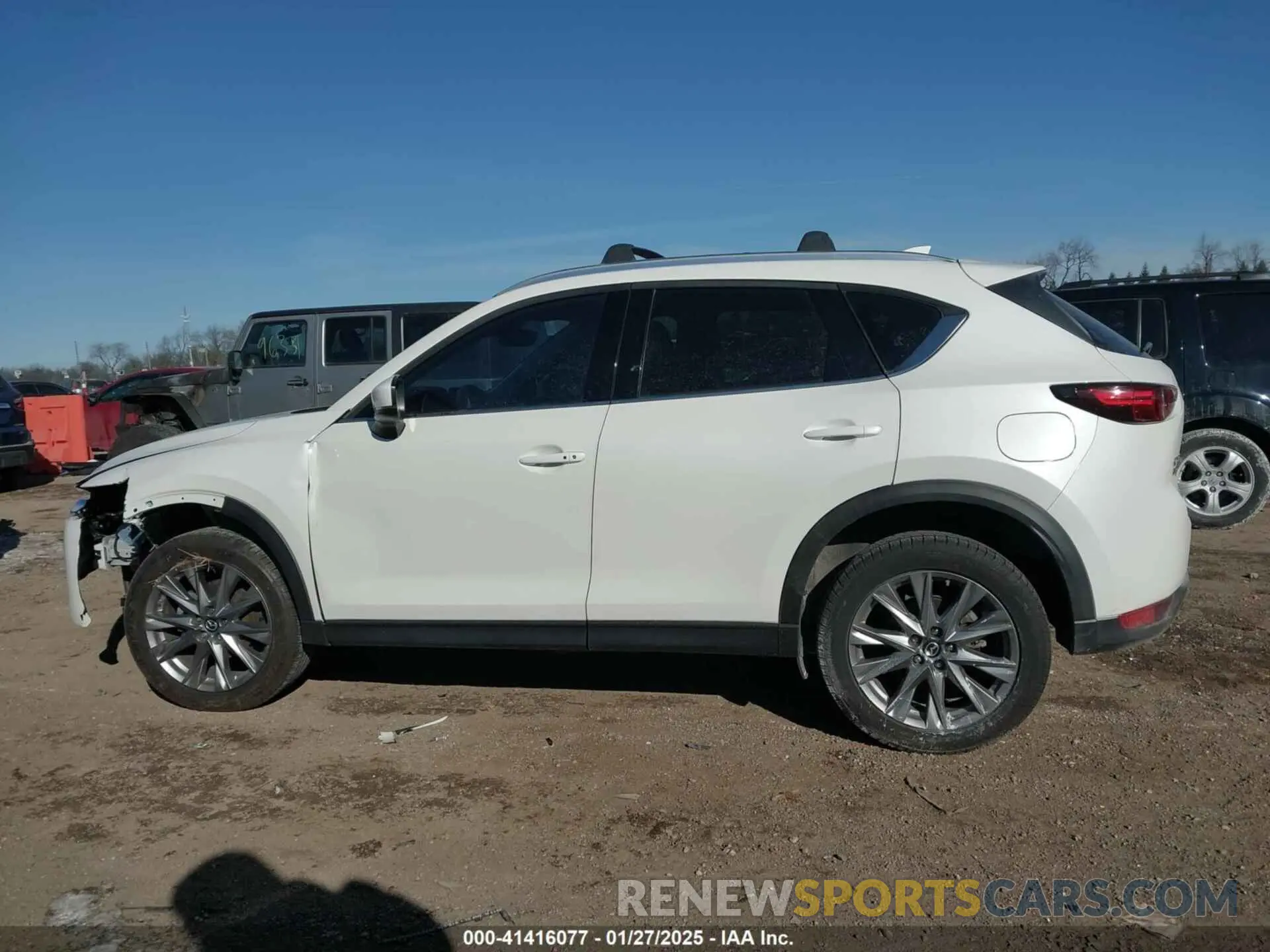 13 fotografías del automóvil dañado JM3KFADM5L1815374 MAZDA CX-5 2020
