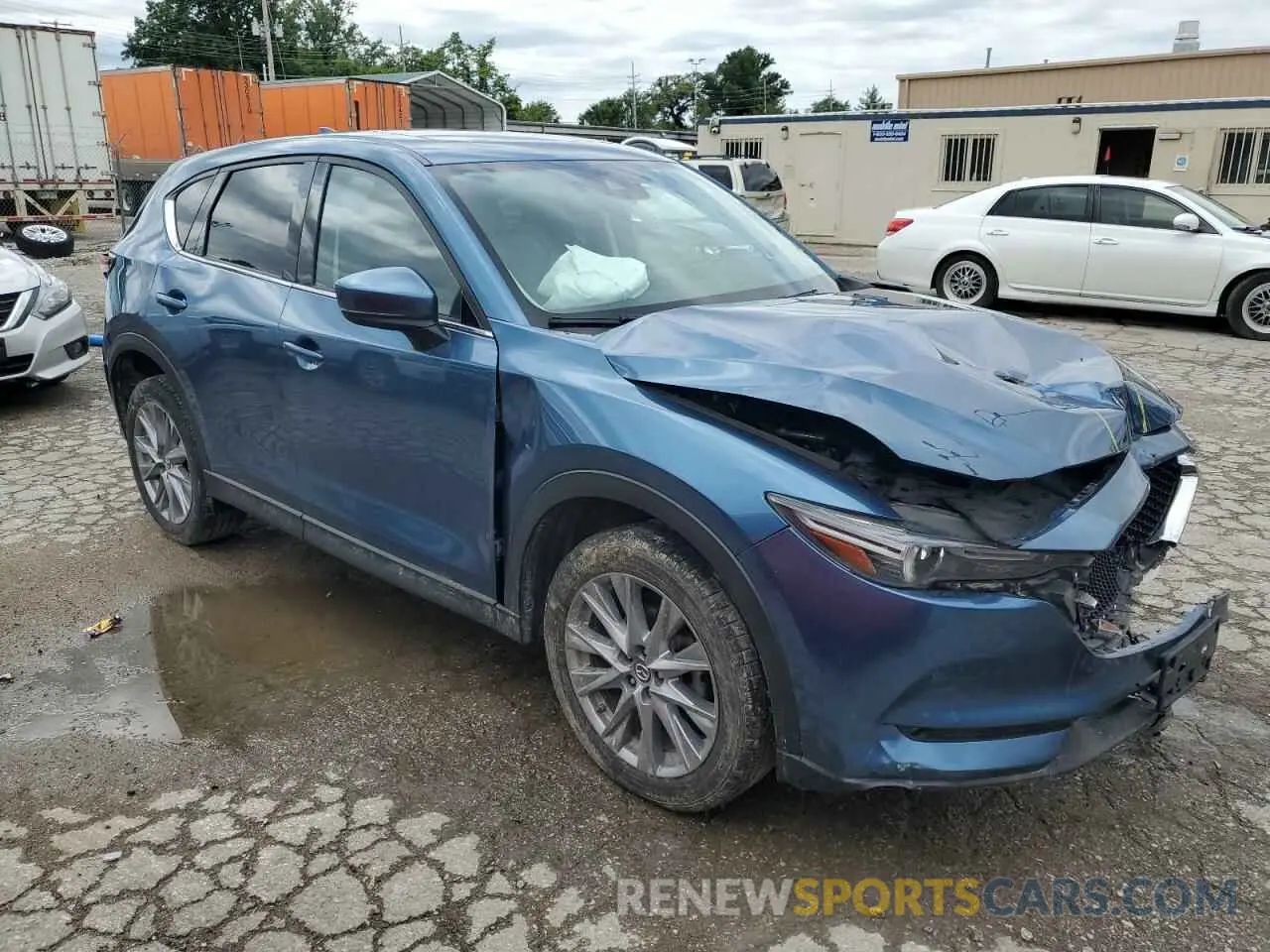 4 fotografías del automóvil dañado JM3KFADM6L0754025 MAZDA CX-5 2020