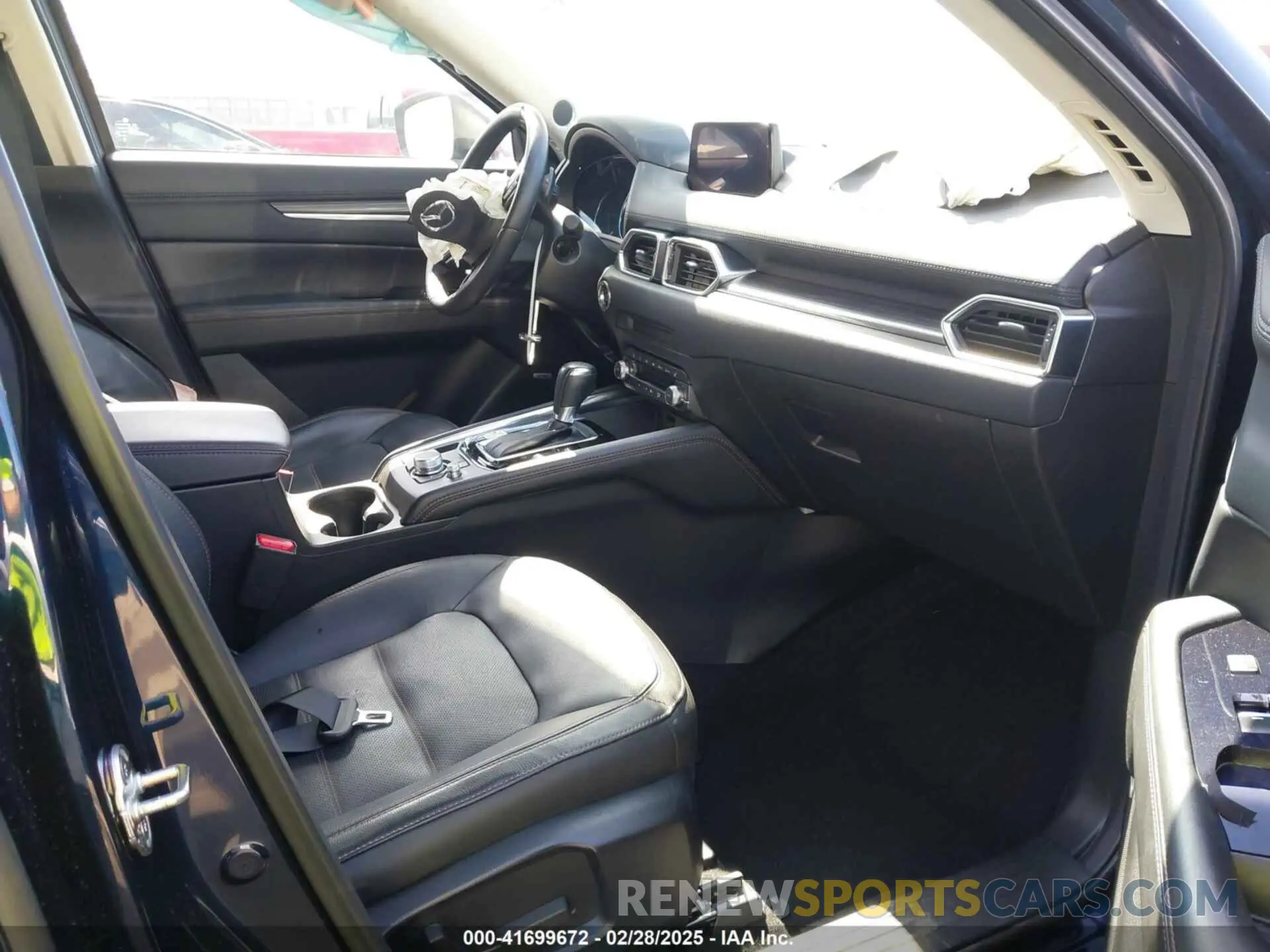 5 fotografías del automóvil dañado JM3KFADM6L1830093 MAZDA CX-5 2020